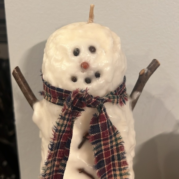 Snowman Candles - Picture 2 of 6